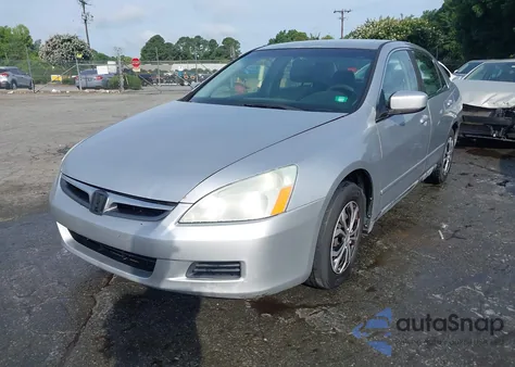 2007 Honda Accord 2.4 Lx from USA, damaged, VIN 1HGCM56427A095143